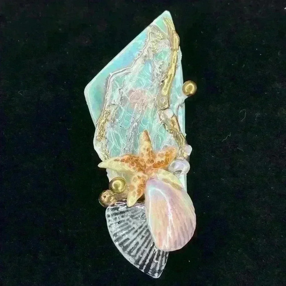 Custom One of a Kind Shell Pendant Broach - Picture 1 of 3